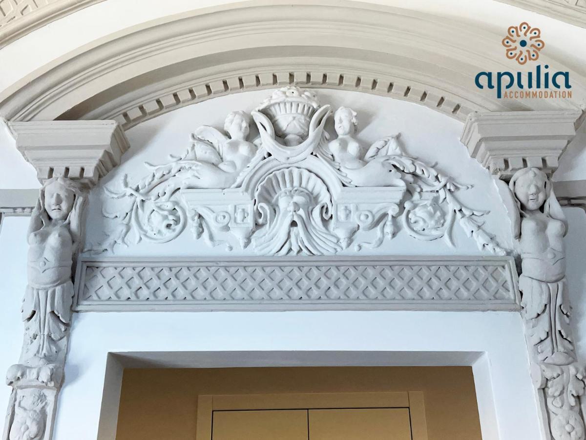 The Gorgeous By Apulia Accommodation Bari Ngoại thất bức ảnh